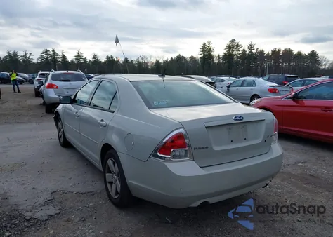 2008 Ford Fusion Se z USA, uszkodzony, nr VIN 3FAHP07158R161166